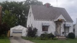 Pre-foreclosure in  Wilbur Ave Youngstown, OH 44502