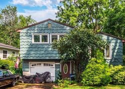 Pre-foreclosure in  Riverside Dr Denville, NJ 07834