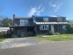 Pre-foreclosure in  W 15th St Beach Haven, NJ 08008