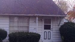 Pre-foreclosure in  Ellsworth Ct Merrillville, IN 46410