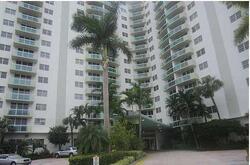 Pre-foreclosure in  S OCEAN DR Hollywood, FL 33019