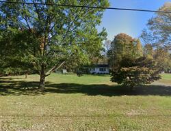Pre-foreclosure in  Mountain Rd Purcellville, VA 20132