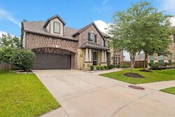 Pre-foreclosure in  Shannon Lake Ct Houston, TX 77044