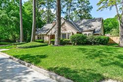 Pre-foreclosure in  Southern Pines Dr Kingwood, TX 77339