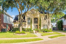 Pre-foreclosure in  Shadowside Ct Houston, TX 77082