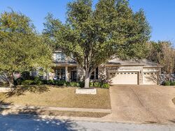 Pre-foreclosure in  Country Lake Dr Austin, TX 78732