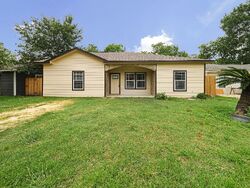 Pre-foreclosure in  Firefly Ave Houston, TX 77017