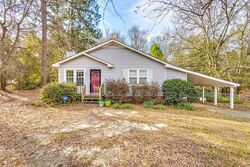 Pre-foreclosure in  Shannon St Orangeburg, SC 29118