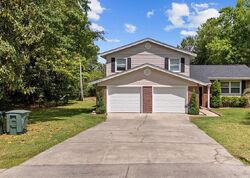 Pre-foreclosure in  Horry St Conway, SC 29527