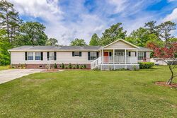 Pre-foreclosure in  Fall Creek Blvd Summerville, SC 29483