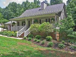 Pre-foreclosure in  Courson Ct Boiling Springs, SC 29316