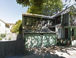 Pre-foreclosure Listing in Heath St NEWPORT, RI 02840