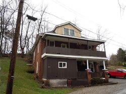  Voskamp Dr, Rural Ridge PA