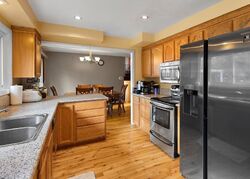 Pre-foreclosure in  Se Holgate Blvd Portland, OR 97236