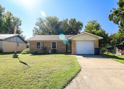 Pre-foreclosure in  E Meandering Way Ada, OK 74820