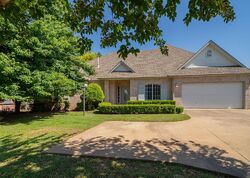 Pre-foreclosure in  W Granger St Broken Arrow, OK 74012