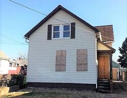 Pre-foreclosure in  W 33rd St Cleveland, OH 44109