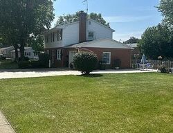Pre-foreclosure in  Stadia Dr Franklin, OH 45005