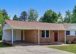  Broad St, Reidsville NC