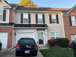 Pre-foreclosure in  Mariners Pointe Cir Denver, NC 28037