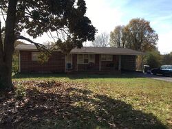 Pre-foreclosure in  ROBIN RD Eden, NC 27288