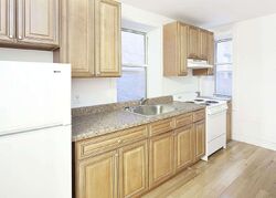 Pre-foreclosure in  E 12th St New York, NY 10009