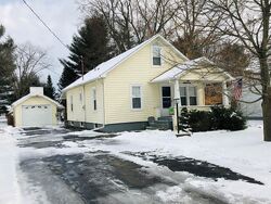 Pre-foreclosure in  Mountain View Dr Pine City, NY 14871