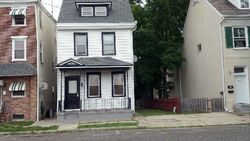 Pre-foreclosure in  Stacy St Burlington, NJ 08016