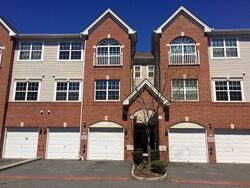 Pre-foreclosure in  Lyon Ct Jersey City, NJ 07305