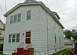 Pre-foreclosure in  Hayward Pl Wallington, NJ 07057