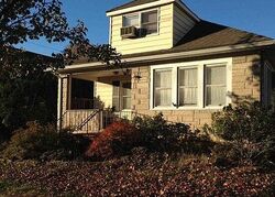 Pre-foreclosure in  GRAND ST New Milford, NJ 07646