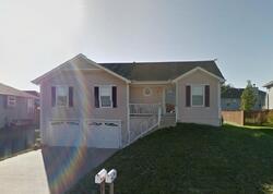 Pre-foreclosure in  SW COUNTRY HILL DR Grain Valley, MO 64029