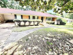 Pre-foreclosure in  Whitehead Dr Winona, MS 38967