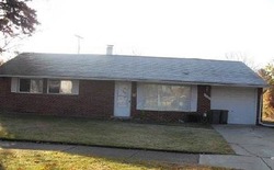 Pre-foreclosure in  Armanda Ct Clinton Township, MI 48035