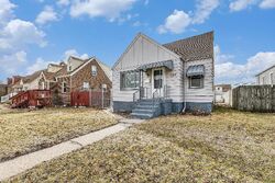 Pre-foreclosure in  Cleveland St Hammond, IN 46323