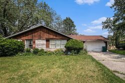 Pre-foreclosure in  Taney Pl Merrillville, IN 46410