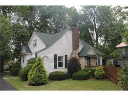 Pre-foreclosure in  N New York Ave Muncie, IN 47304