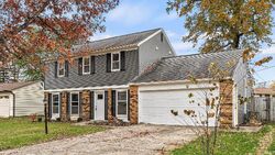 Pre-foreclosure in  Salge Dr Fort Wayne, IN 46835