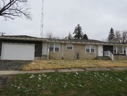 Pre-foreclosure in  E Sycamore St Silver Lake, IN 46982