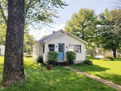 Pre-foreclosure in  Cartersburg Rd Plainfield, IN 46168