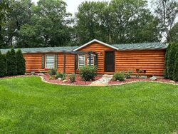 Pre-foreclosure in  Lakeside Dr Walkerton, IN 46574