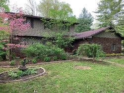 Pre-foreclosure in  W Sweet Briar Wood Ave West Terre Haute, IN 47885