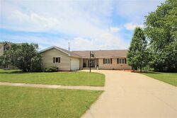  N Aspen Dr, Cortland IL