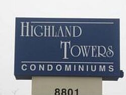 Pre-foreclosure in  W Golf Rd Niles, IL 60714