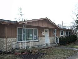 Pre-foreclosure in  Irving Ave Dolton, IL 60419