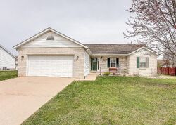  Rachael Ln, Waterloo IL
