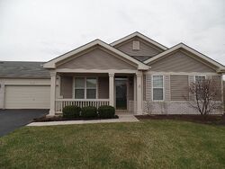 Pre-foreclosure in  Crescent Lake Ct Crest Hill, IL 60403