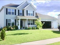 Pre-foreclosure in  White Plains Ln Yorkville, IL 60560