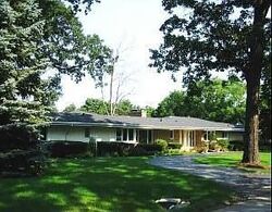 Pre-foreclosure in  BRIARWOOD LN Palatine, IL 60067