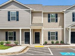 Pre-foreclosure in  Braxton Rd Sw Atlanta, GA 30331